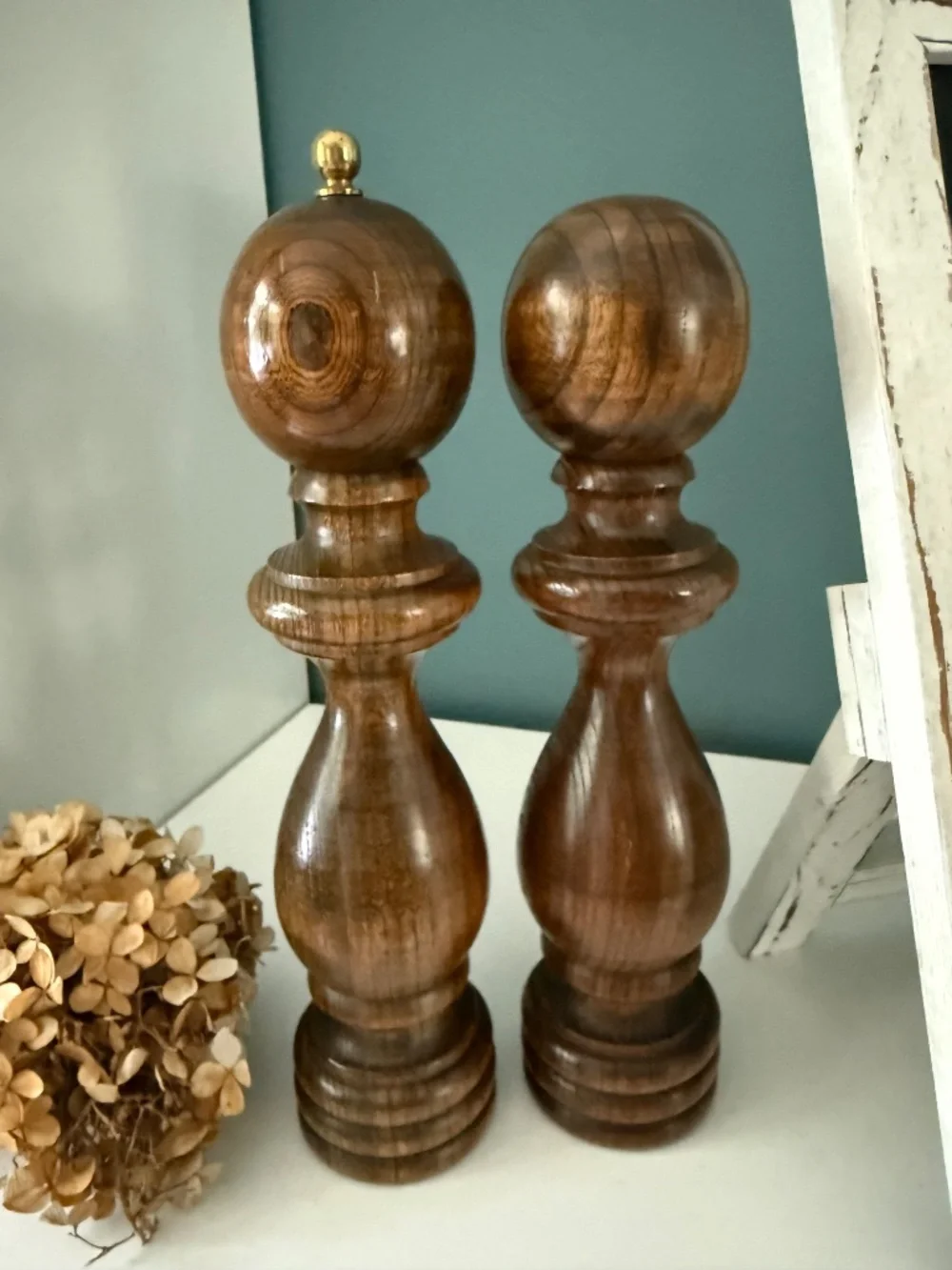 Vintage Mid-Century Catalina Wooden Salt Shaker & Pepper Mill Set 11